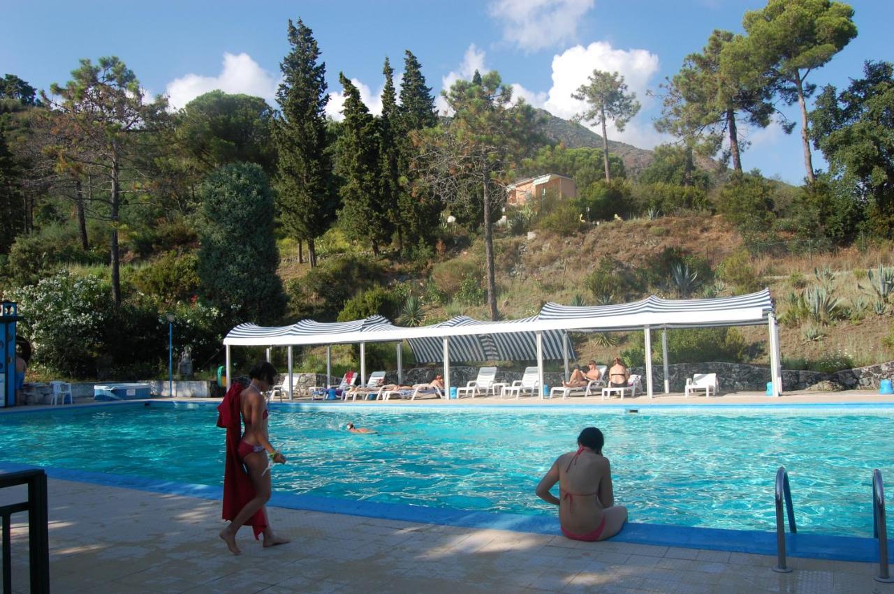 Resort La Francesca Bonassola Buitenkant foto